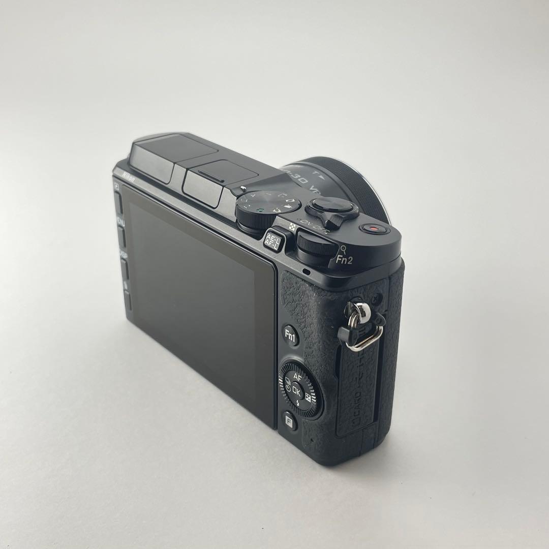 【ショット数8000・返品保証】Nikon 1 V3 ブラック 標準レンズキット
