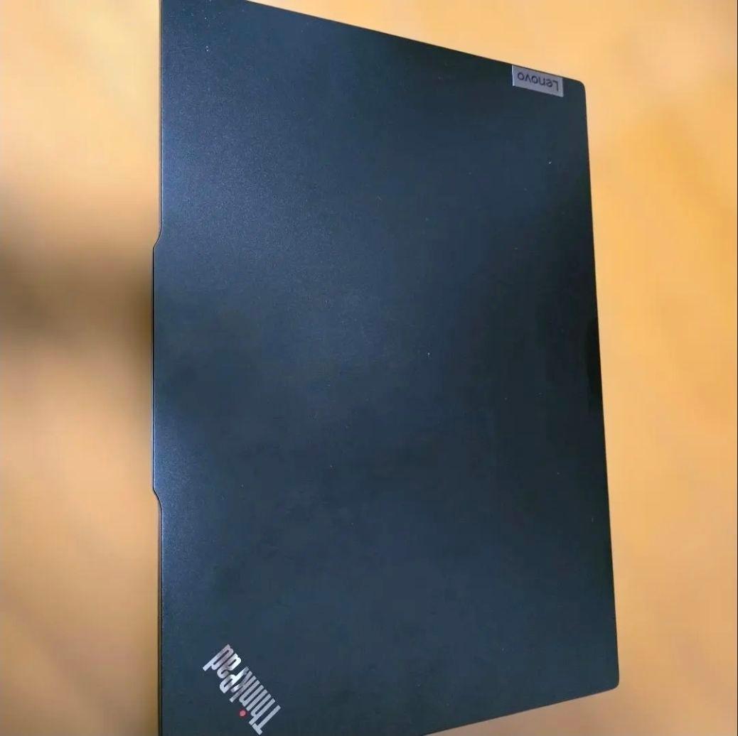 ラミエル ThinkPad E14 Gen6 AMD