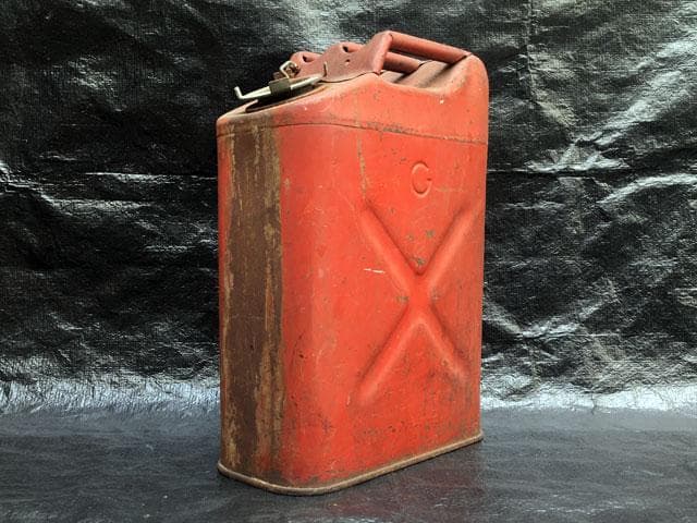 アンティークなアメリカン携行ガソリンタンク　1ガロン