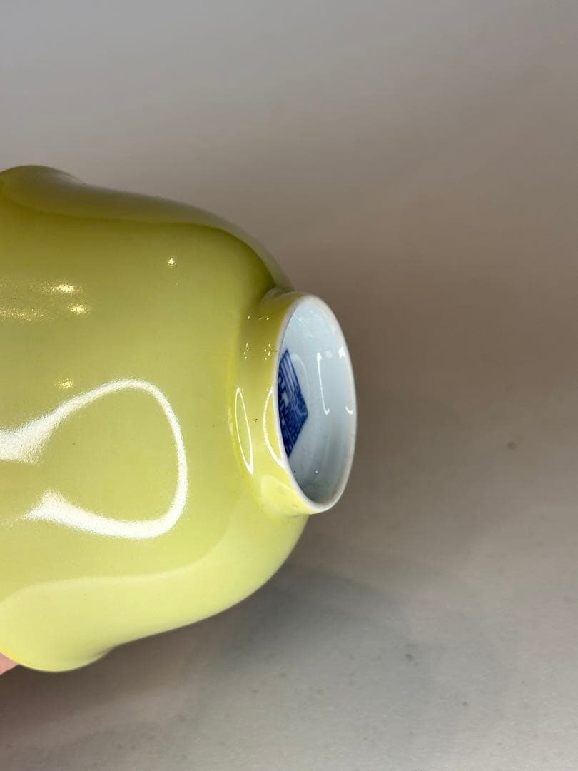 希少品 清時代 在銘 大清乾隆年制黄釉 小茶碗　茶杯　中国古美术品