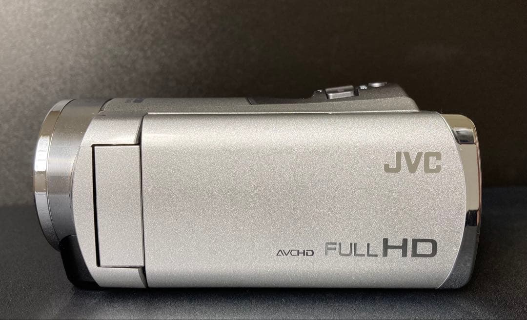 ビクター（JVC）　ビデオカメラ　エブリオ