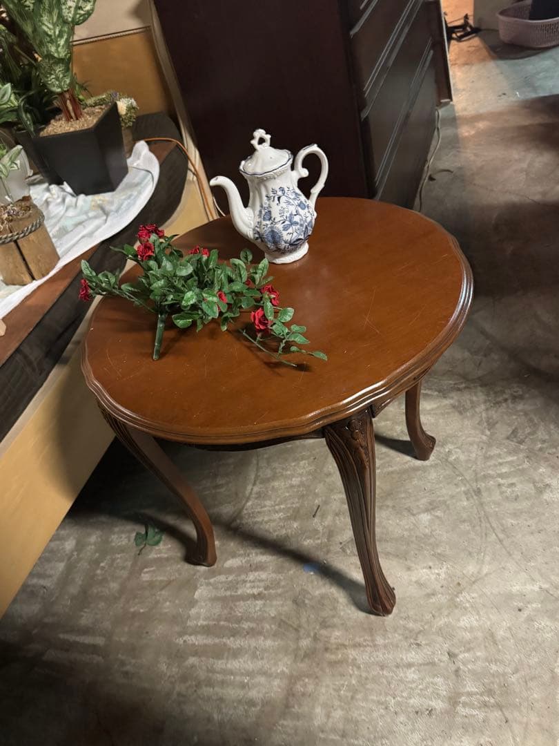 輸入家具　木製テーブル ブラウン