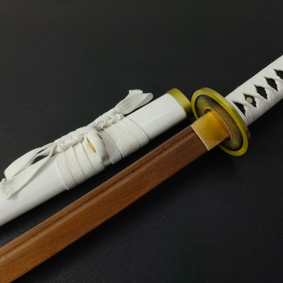 と*ん様 日本刀　模造刀　和道一文字　木製刀　硬木製　居合練習　合金装具　刀剣拵