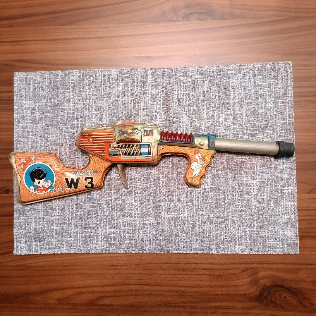 W3 ワンダー　スリー　トミーガン