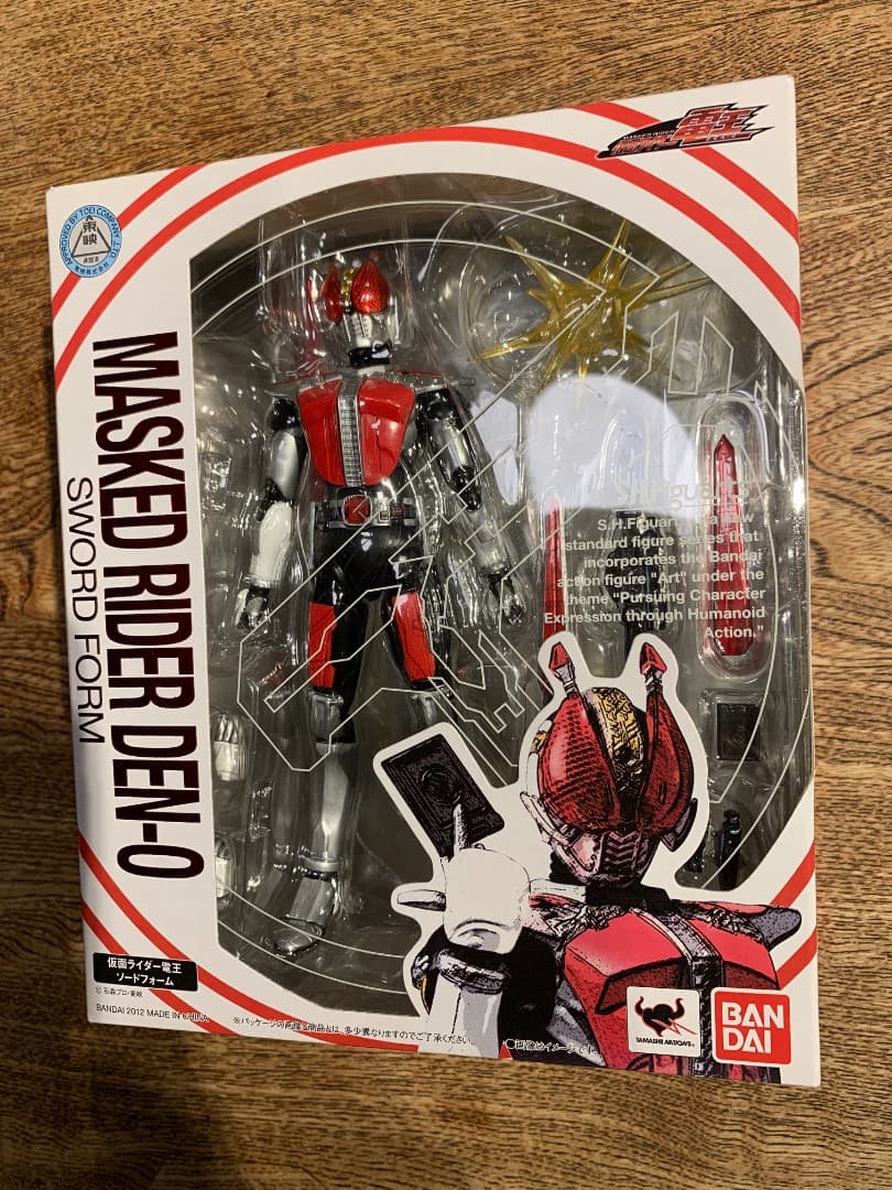 新品未開封　S.H.Figuarts 仮面ライダー電王 ソードフォーム　正規品