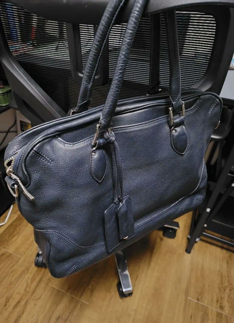 ペッレモルビダ　ネイビー レザー ビジネスバッグ