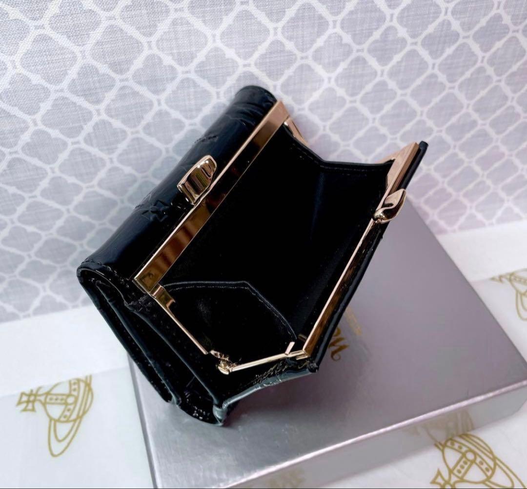 【大人気✨️ショッパー付】新品 Vivienne Westwoodエナメル黒