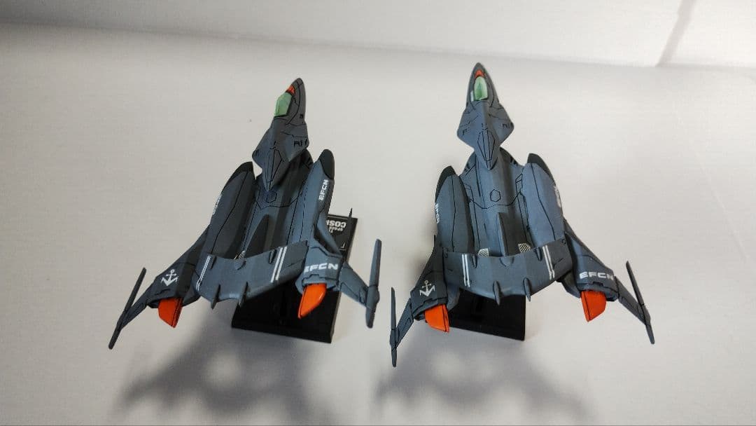 プラモデル完成機　縮尺不明　コスモパイソン