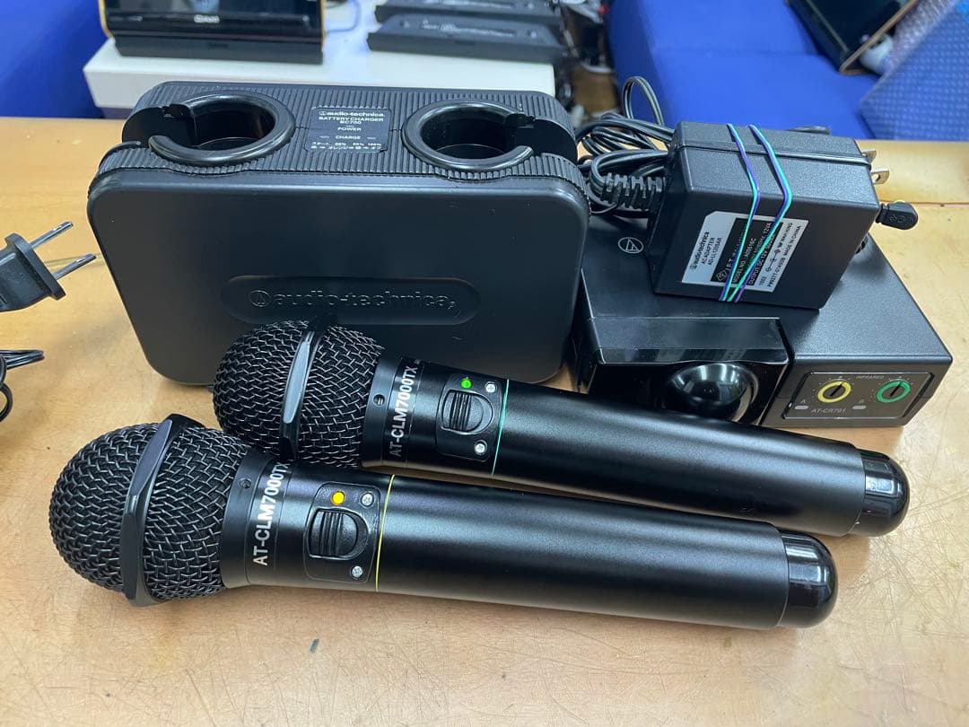 オーディオテクニカ製赤外線ワイヤレスマイクセット　CR701+CLM7000