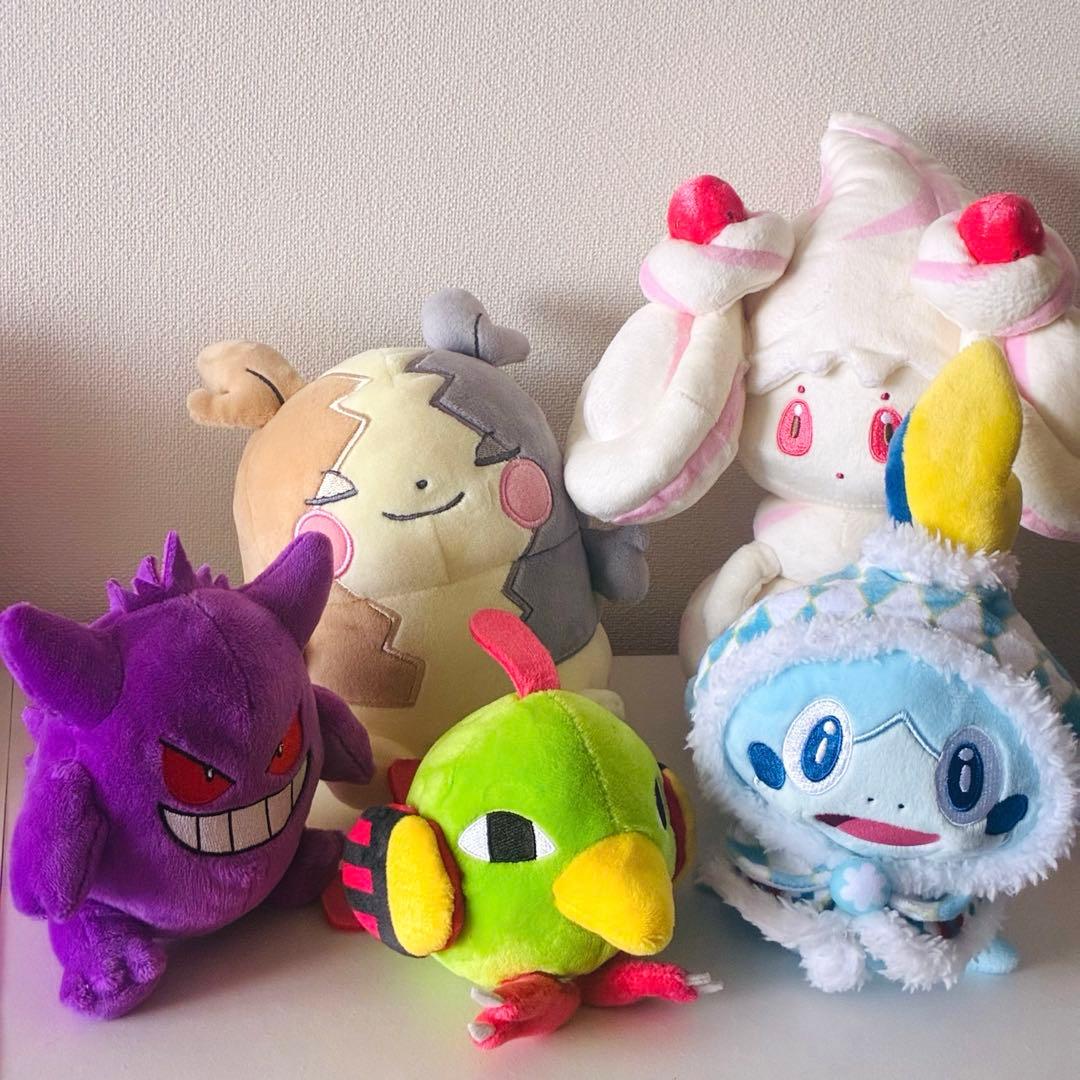 ぬいぐるみ Pokémon Christmas Wonderland メッソン