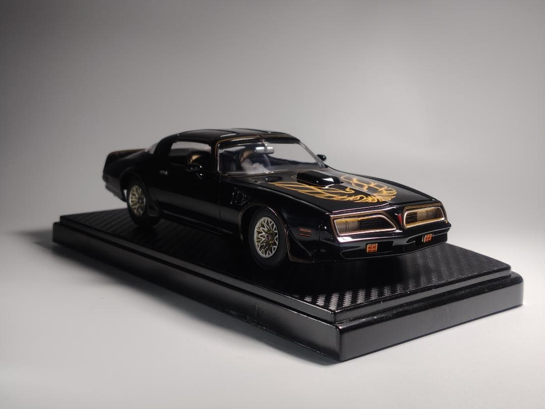 1/24 25 ポンティアック ファイヤーバード トランザム 1977 完成品