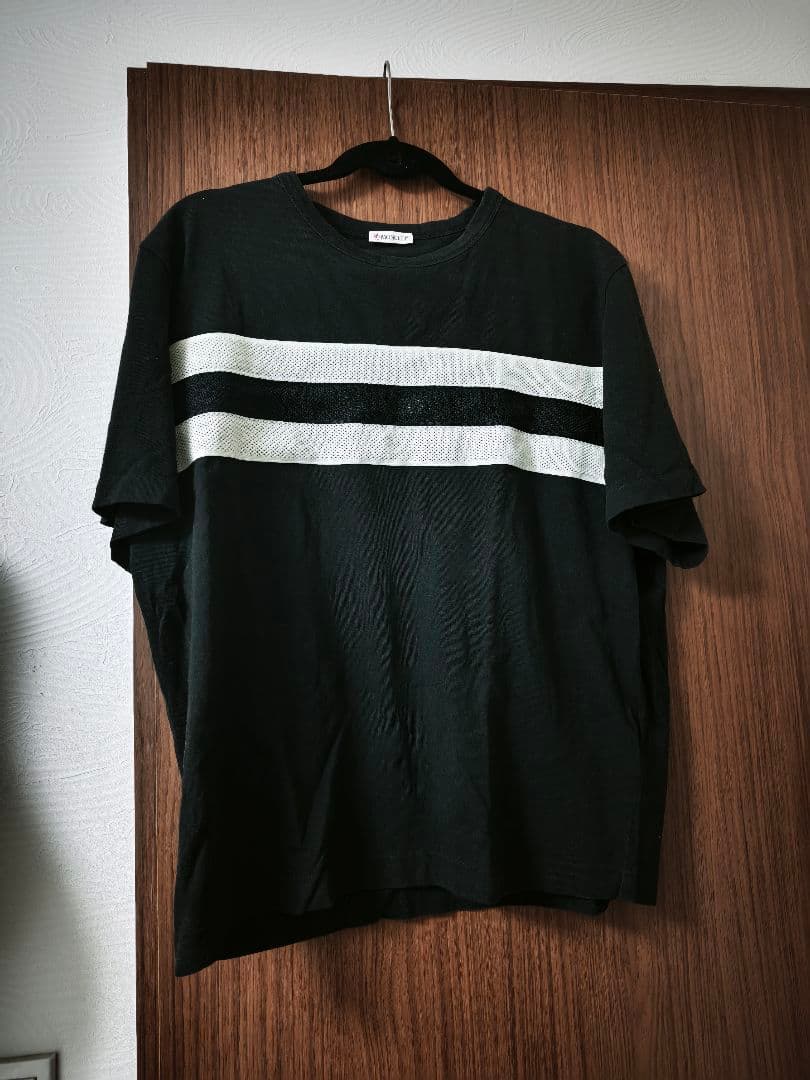 MONCLER ストライプ Tシャツ 黒