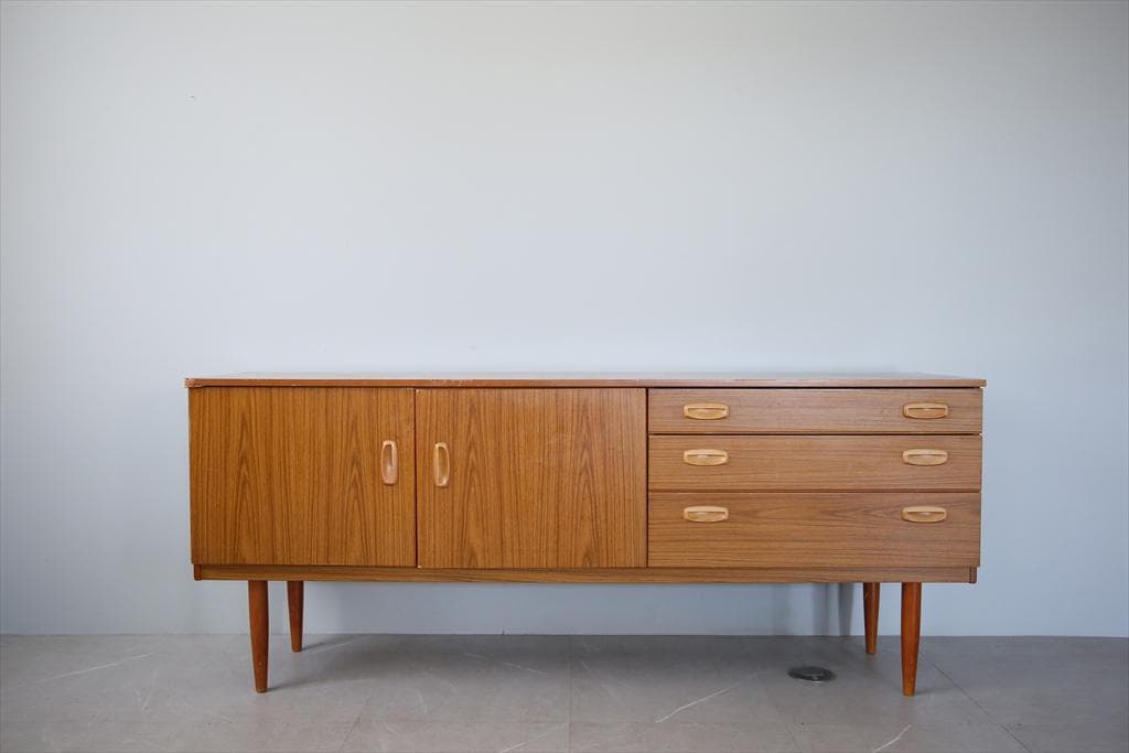 英国アンティークSCHREiBER製サイドボード/木製机テレビ台(91-180)