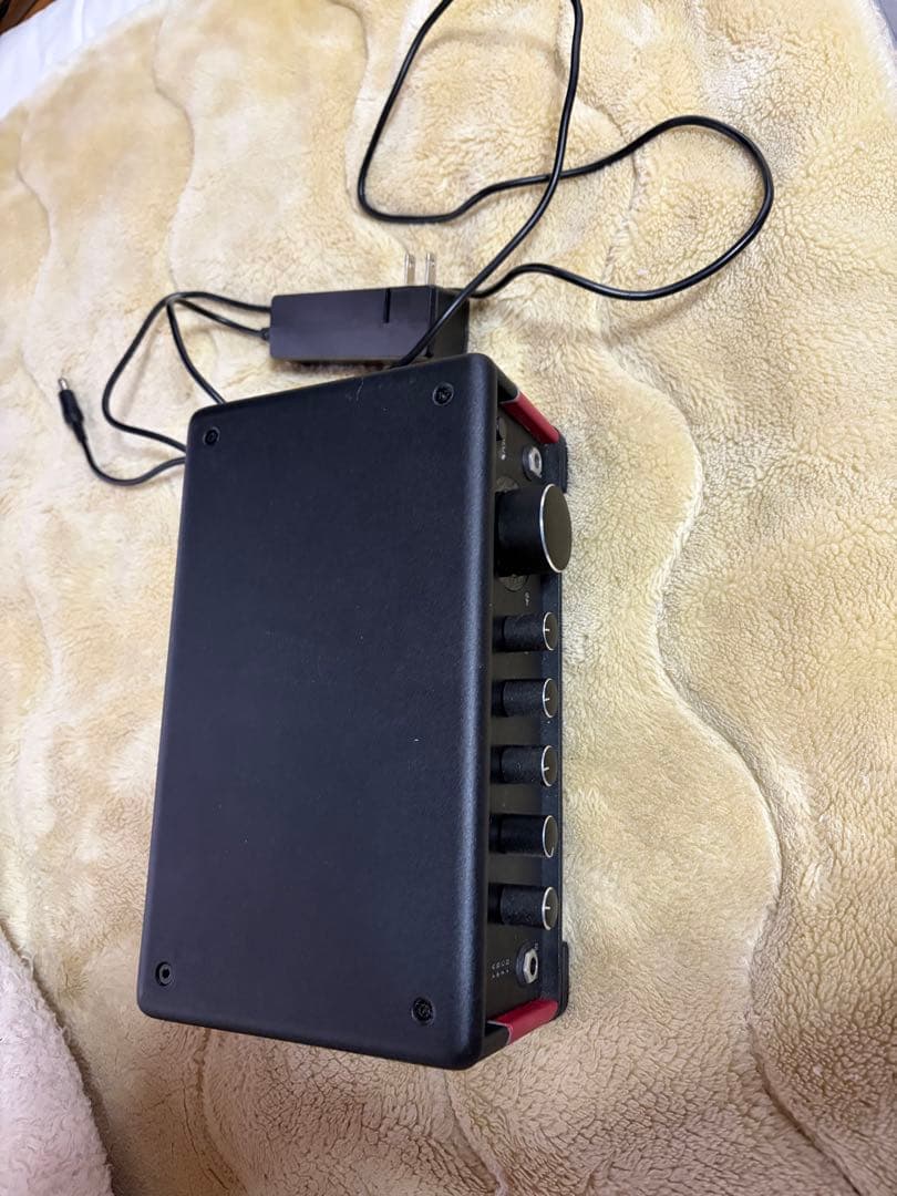 LINE６　AMPLIFi TT ヘッドアンプ　マルチエフェクター