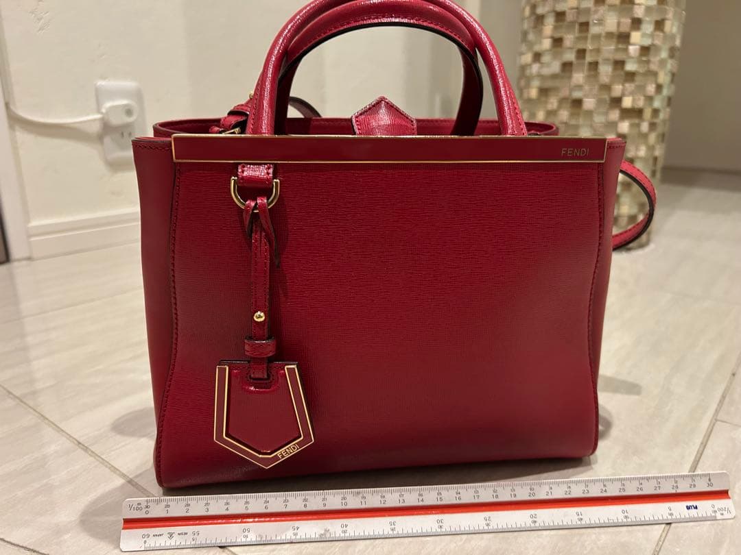 あぴ　FENDI