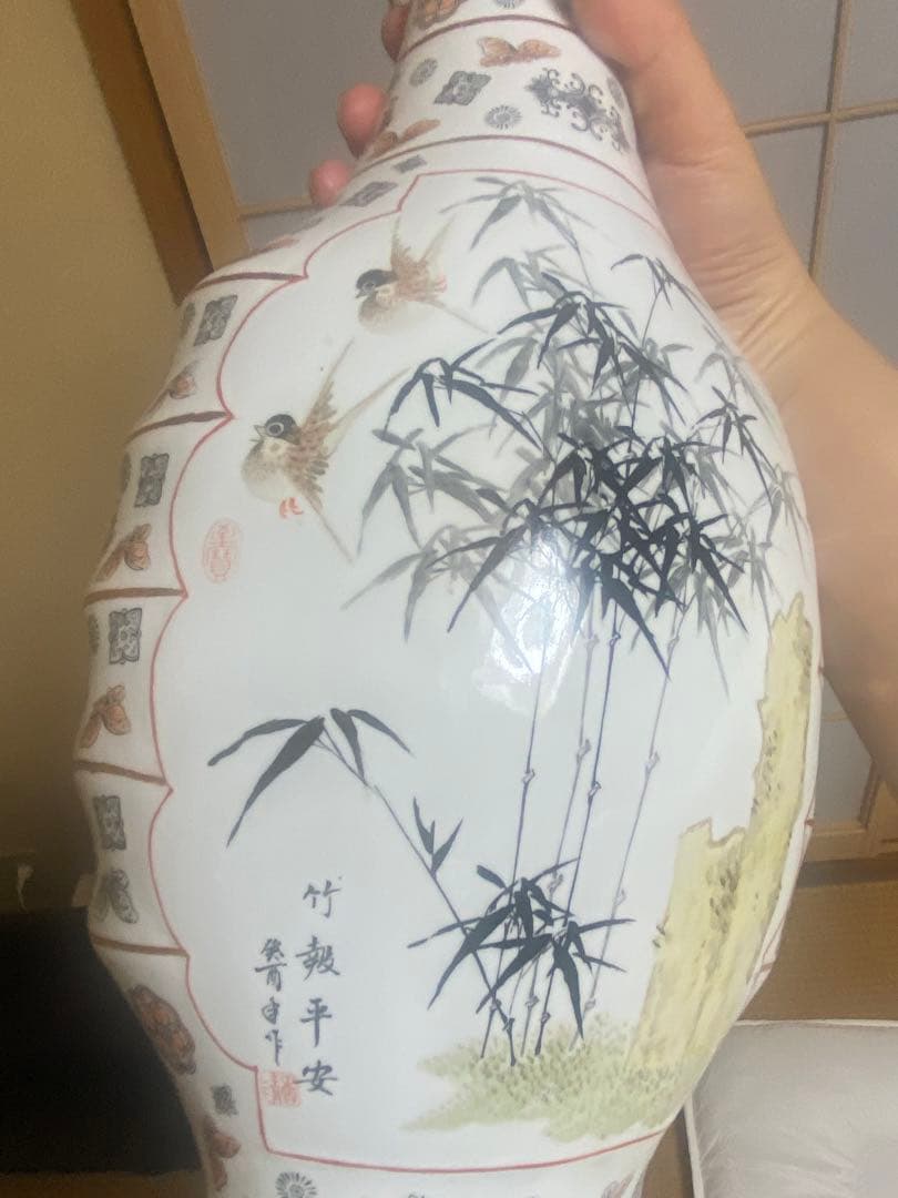 中国　景徳鎮製　薄い花瓶