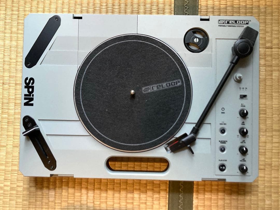 Reloop SPiN ポータブルターンテーブル