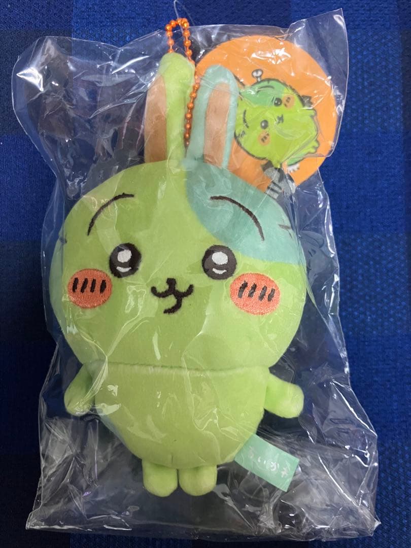 ちいかわ　ぬいぐるみ　マスコット　うさぎ