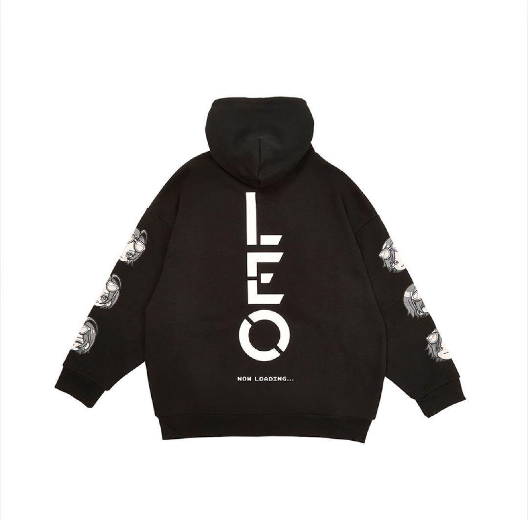 新品未開封LEOサイズジップパーカー