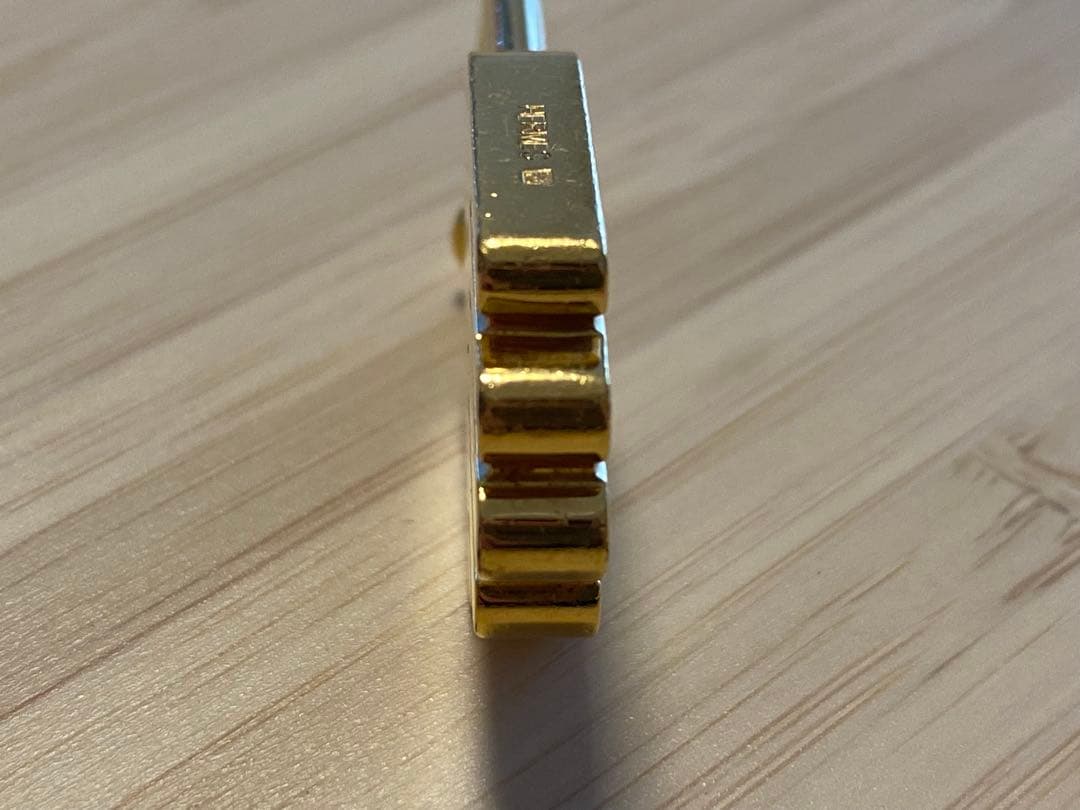 エルメス（HERMES）ハンドモチーフカデナ2002年　ゴールド　チャーム