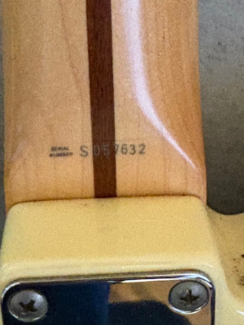Fender Telecaster クリーム
