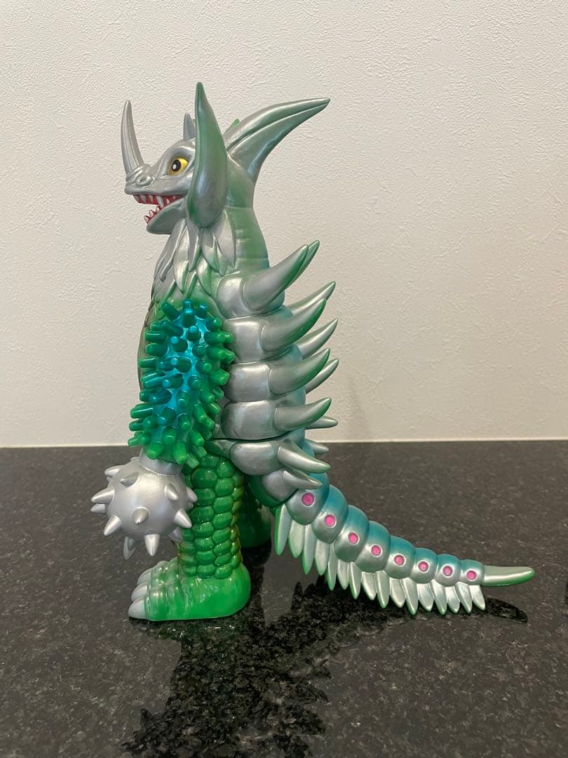MAT タイラント メディコムトイ 1/6スケール ソフビ