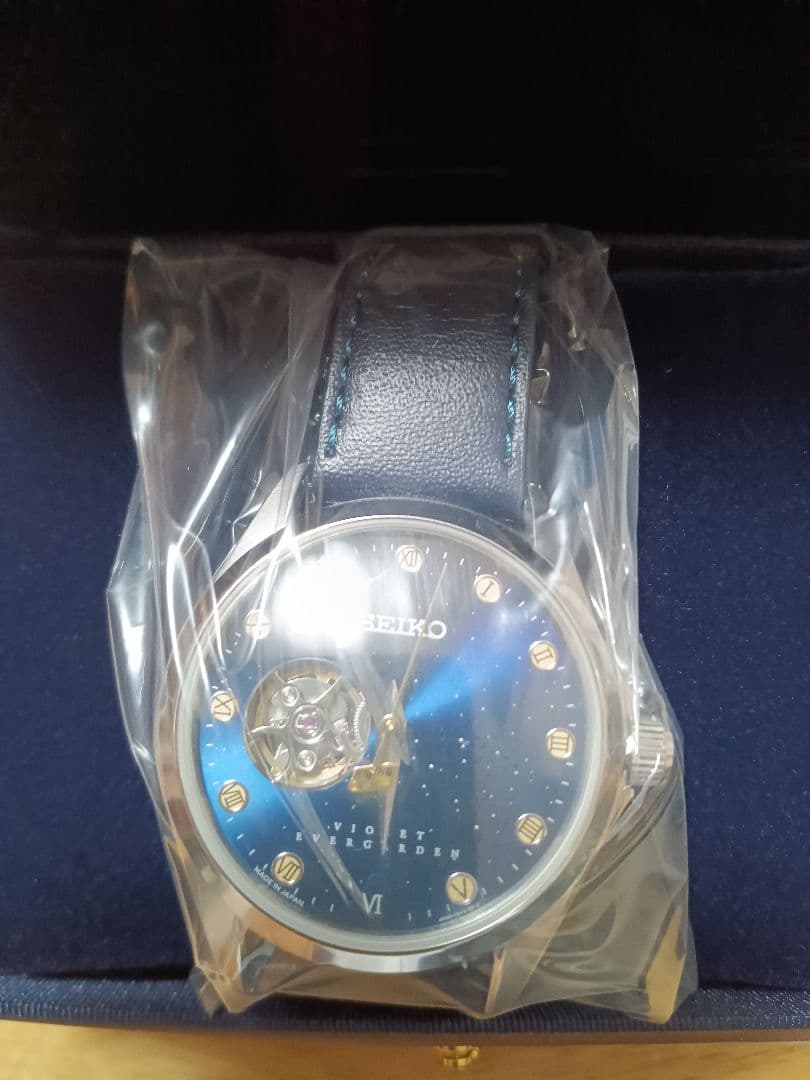 オ*コ様 【未使用】ヴァイオレット・エヴァーガーデン×セイコー機械式腕時計【st