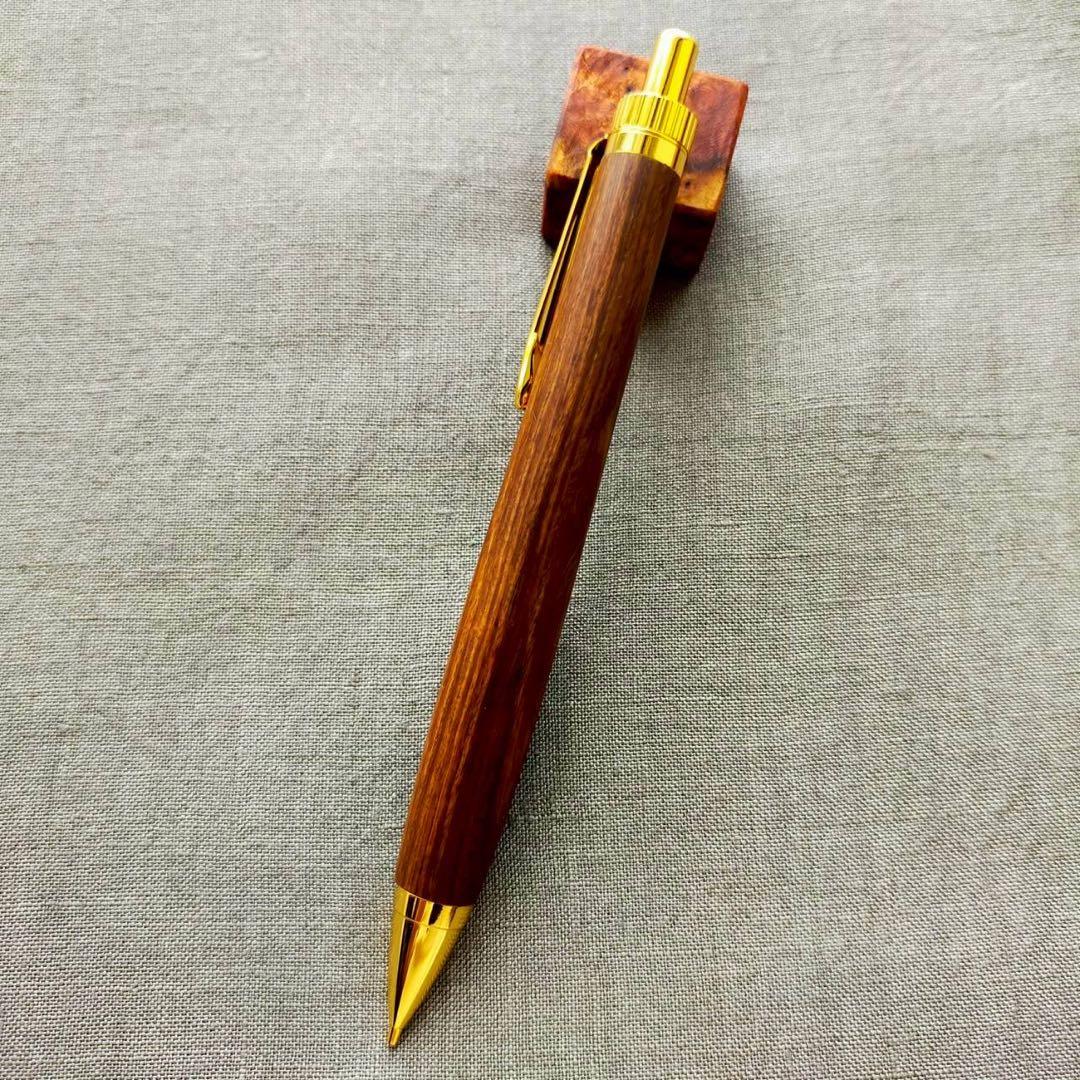 リグナムバイタ　ハンドメイド　木軸シャープペン　0.5mm　天然木　ゴールド