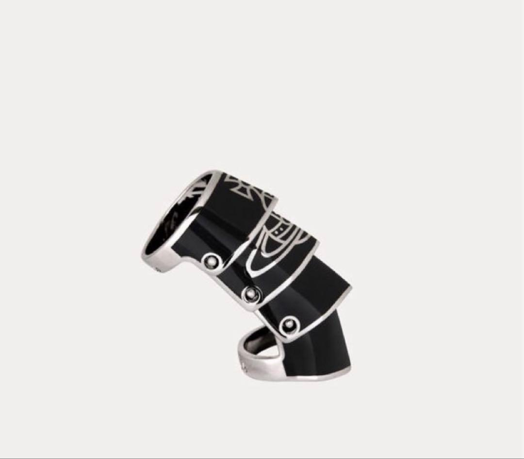 新品未使用品　NANA ARMOUR RING vivienne 黒S