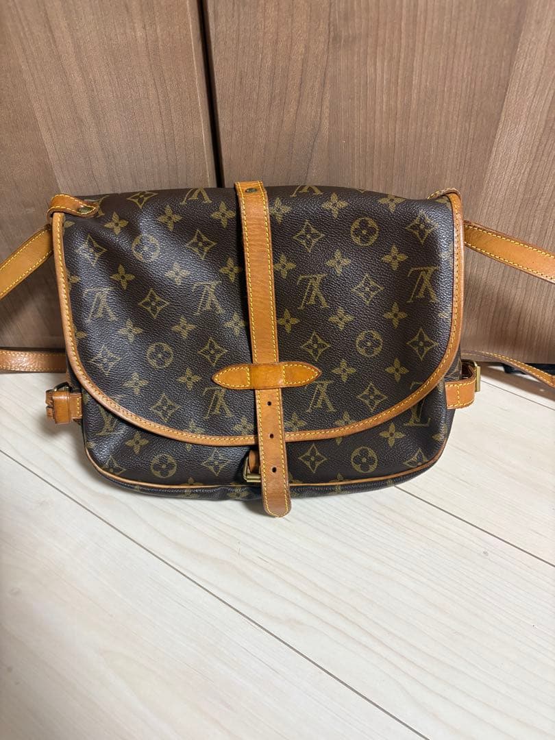 ルイヴィトン ショルダーバッグ ソミュール