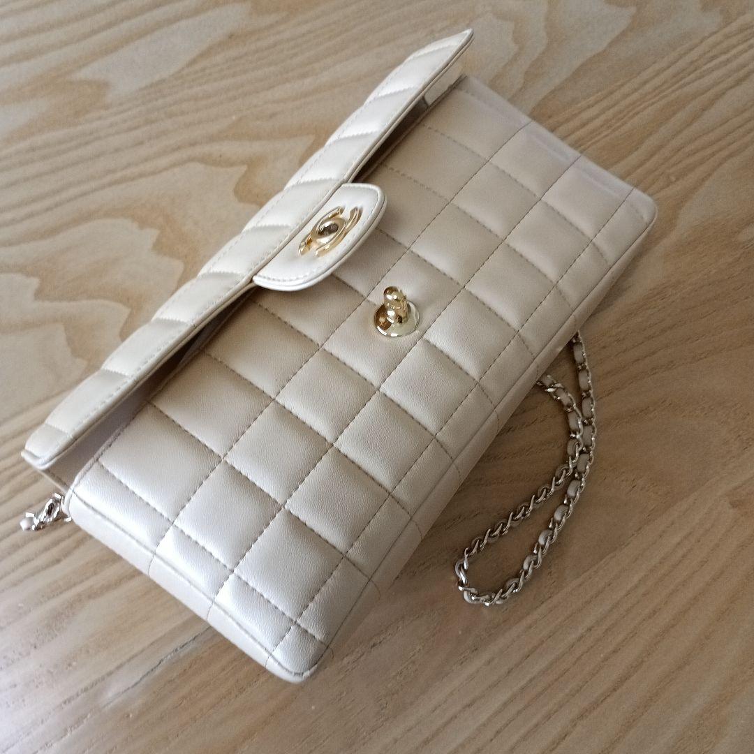 美品です CHANEL シャネル チョコバー チェーンショルダーバッグ ベージュ