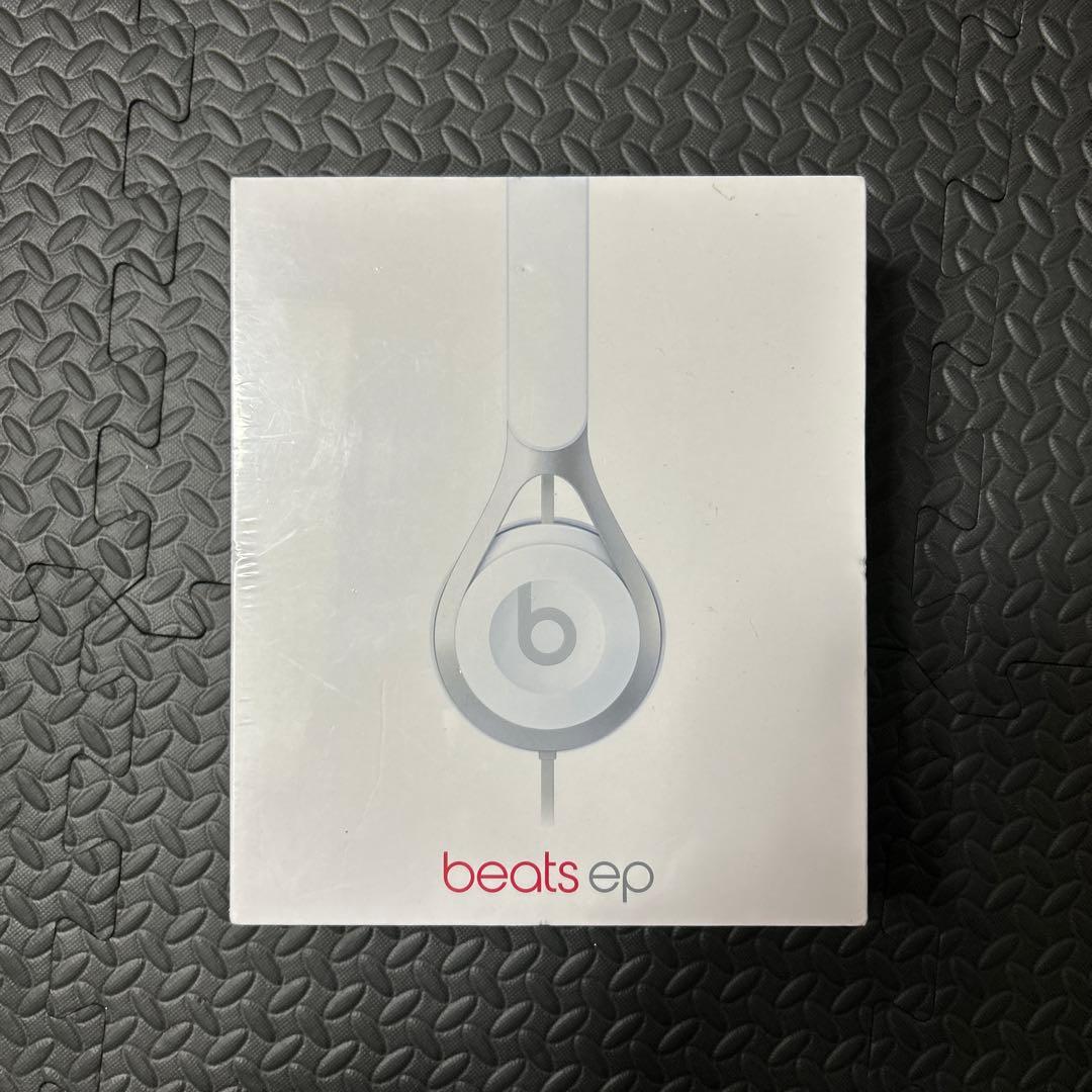 Beats EP ホワイト 有線ヘッドホン