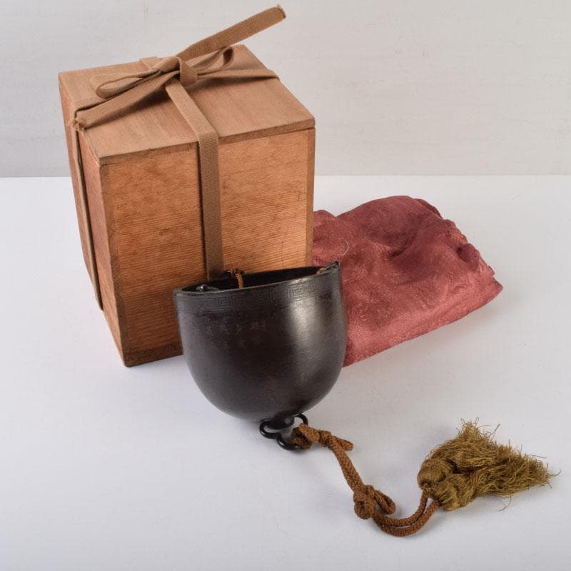 中国　古銅宣徳銅　漢詩山水楼閣文　壁飾　時代箱付　C　9086