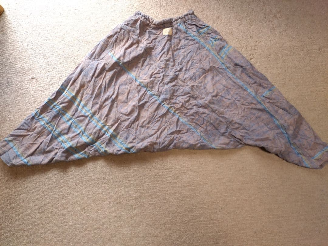 うさとの服 usato ムササビ サルエルパンツ グレー・青・黄ストライプ