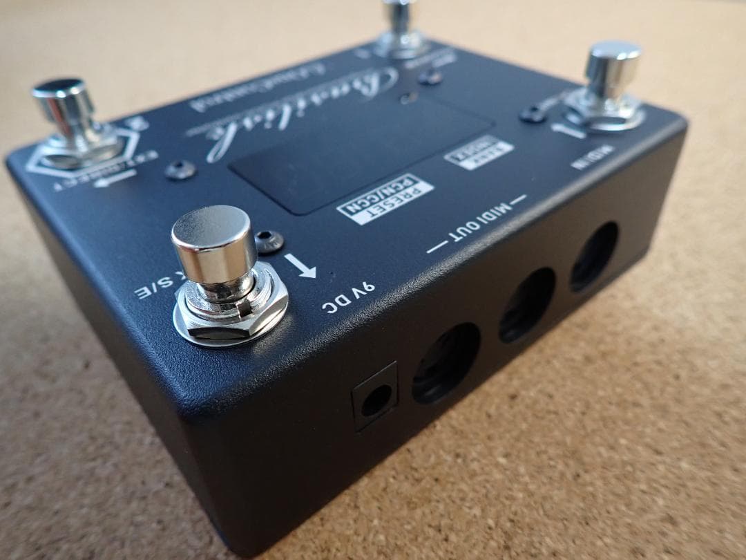 One Control Basilisk MIDIコントローラー