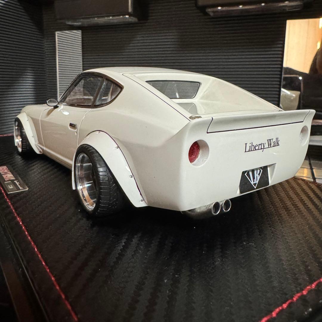 イグニッションモデル1/18LB−WORKSフェアレディZ(S30)カスタム品❷