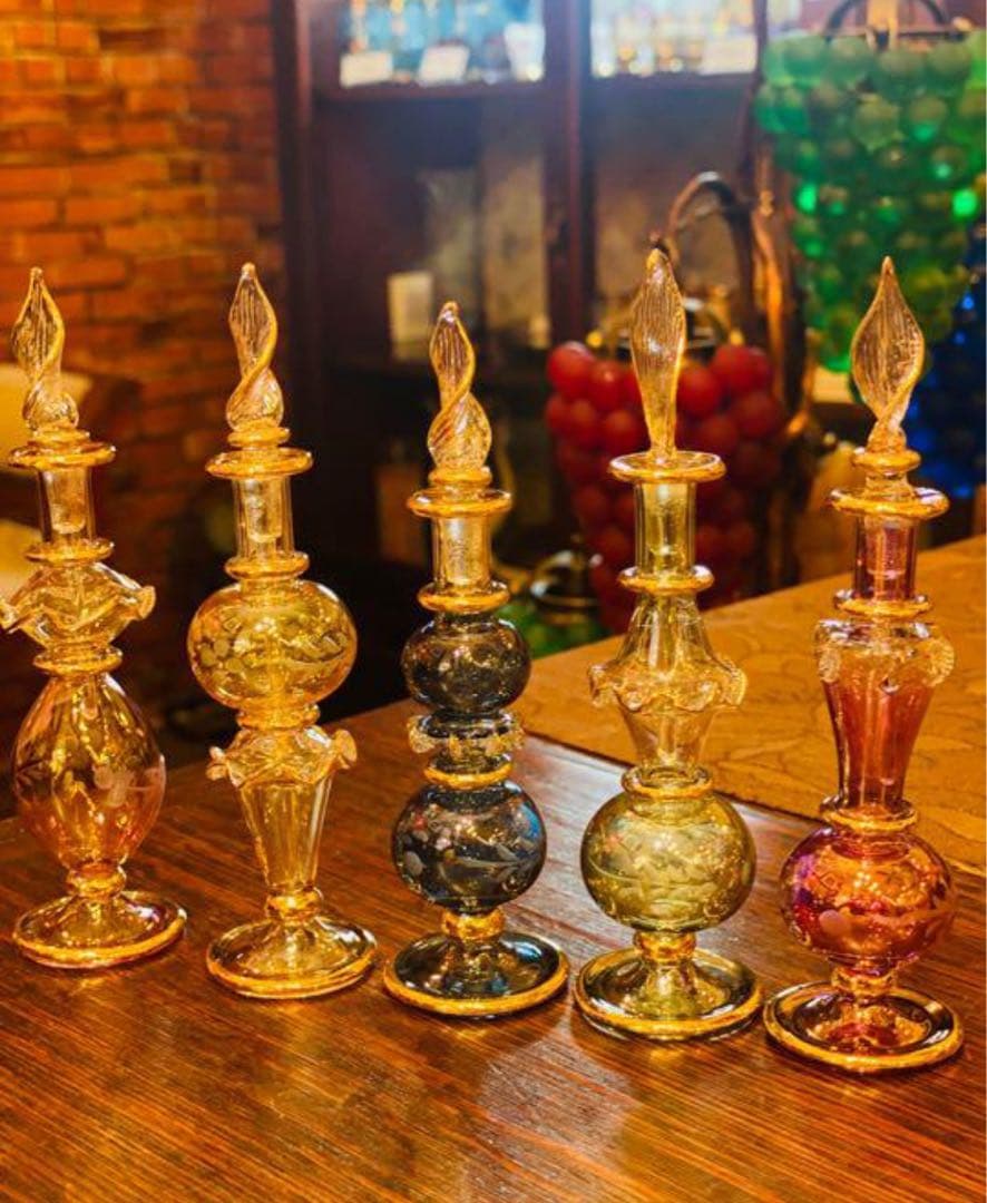 エジプト 香水瓶 切子ガラス 工芸ガラス 手吹き 金彩