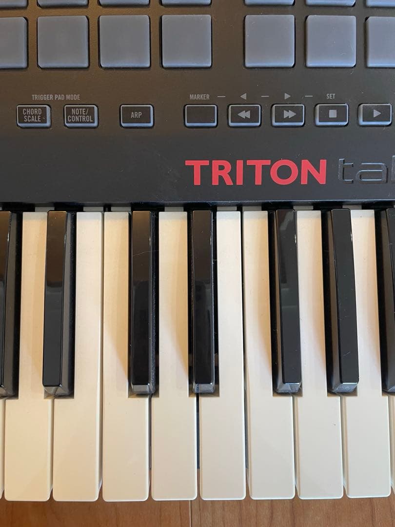 TRITON MIDIキーボード 49鍵