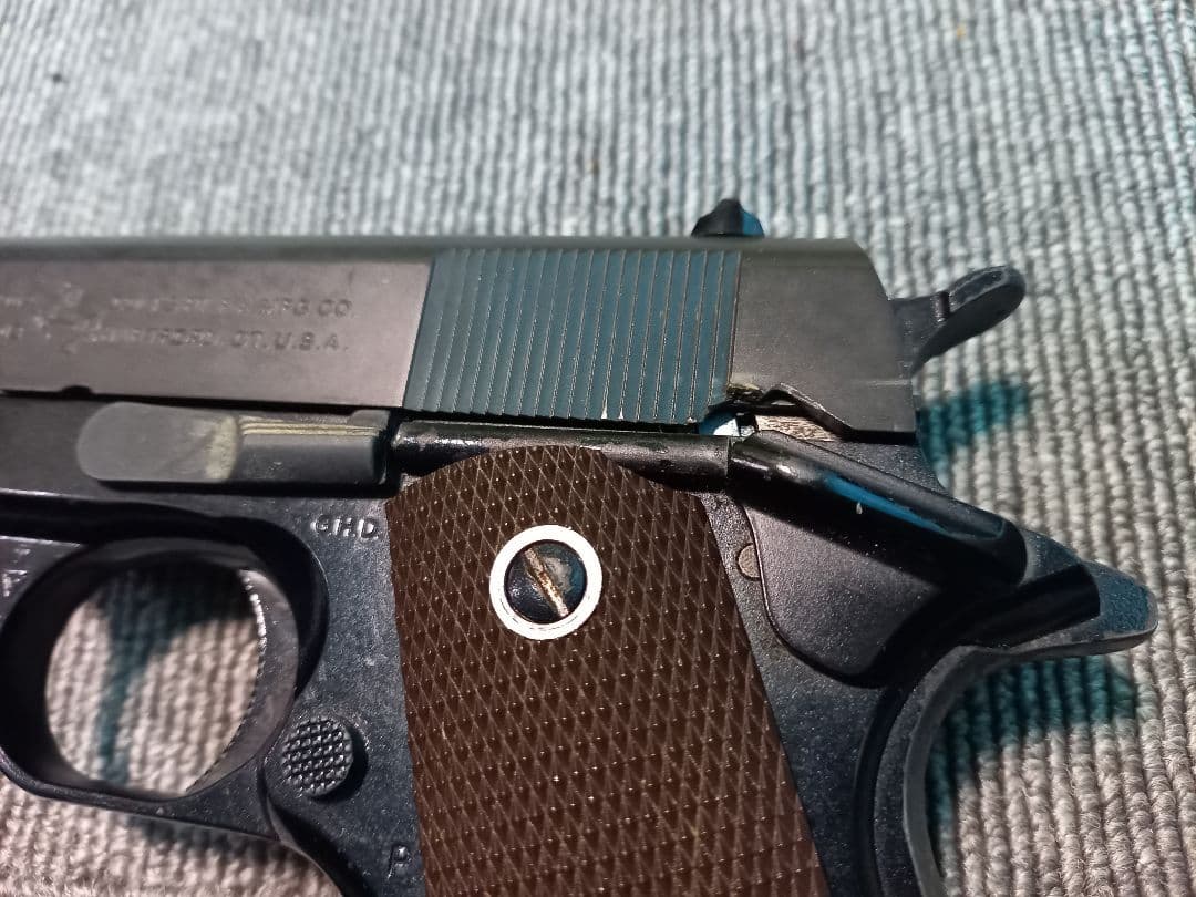 東京マルイ M1911 ガスガン ブラック　ロアフレームネイビー塗装