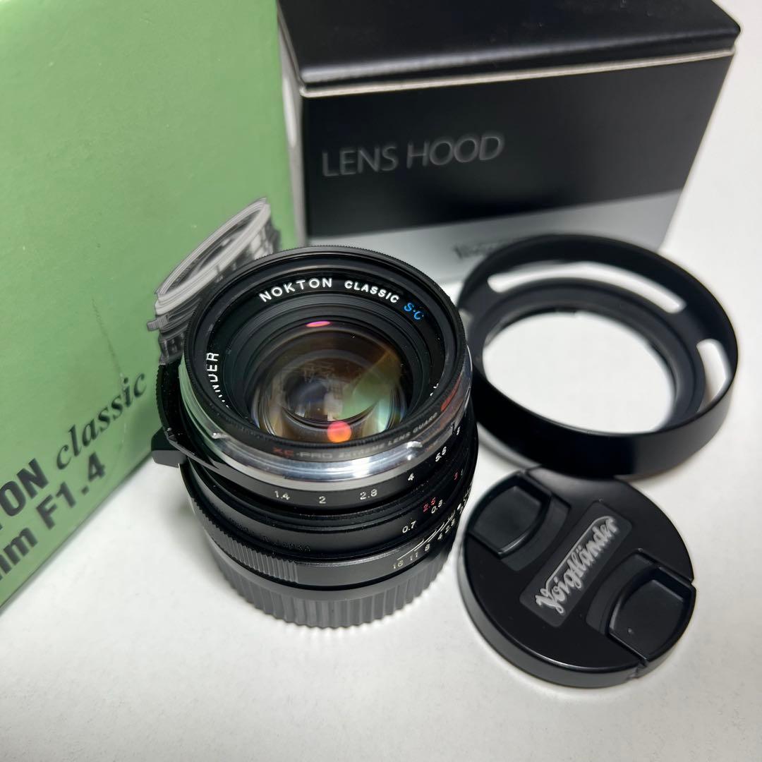 NOKTON classic 40mm F1.4 SC VM フード付
