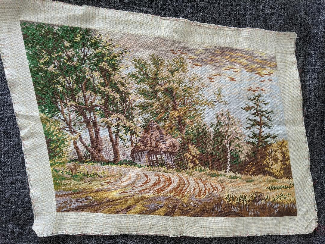 ヨーロッパ式刺繍絵タペストリー: A Cottage in the Forest