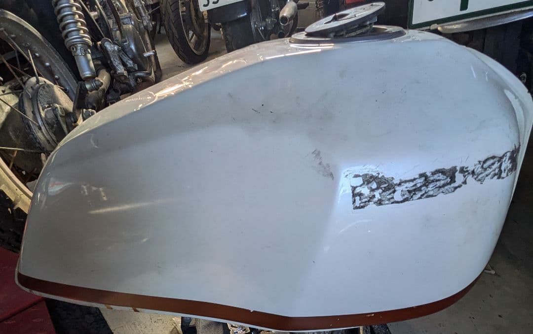 zrx400　タンク