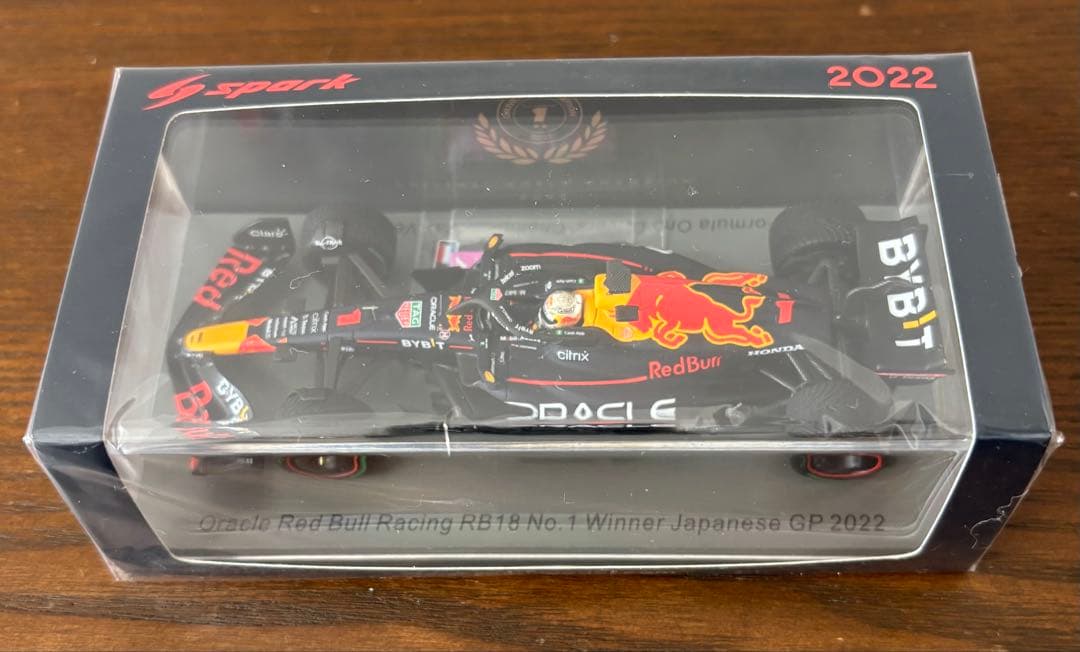 F1日本GP2022 Winner/Mフェルスタッペン/スパークミニカー1/43