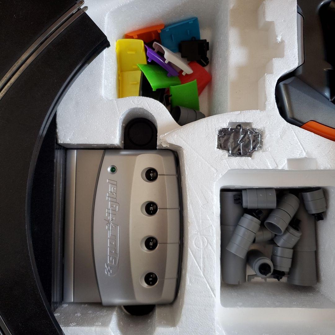 Scalextric QuattroX レーンチェンジチャレンジセット