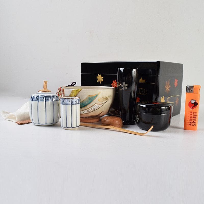 茶道具　黒漆　春秋蒔絵　茶箱　棗　巾筒など　九点　一式　仕覆付　M　R9327