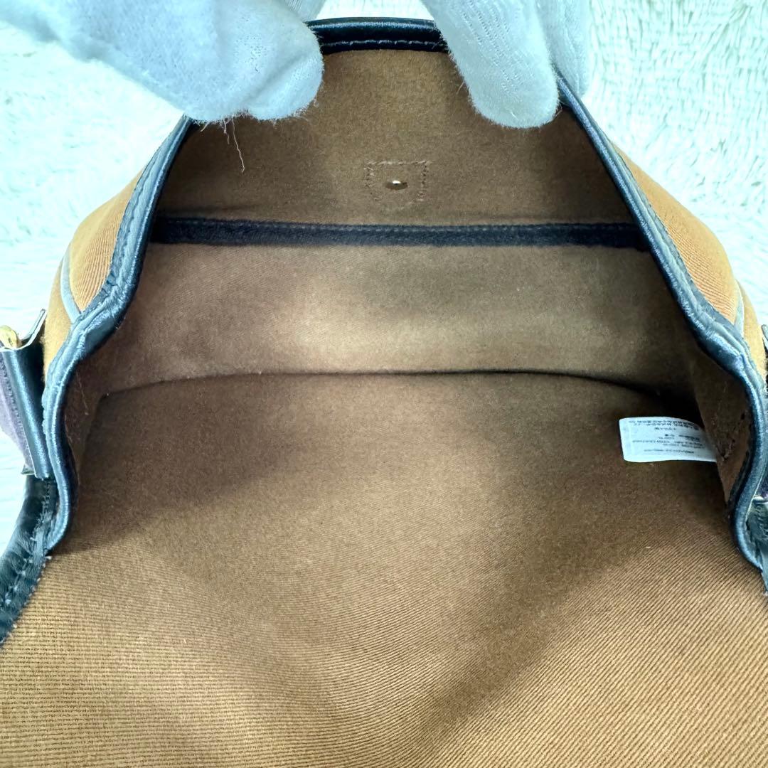 ブレディ コルネ ヘーゼルナッツ ショルダーバッグ ブラウン キャンバス