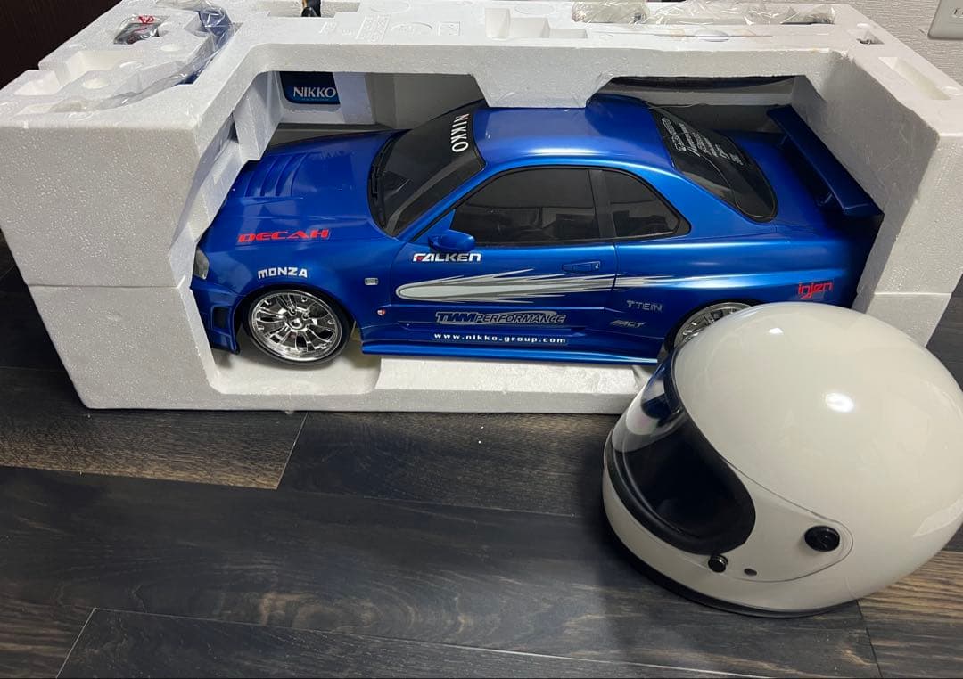 未使用SKYLINE GT-R R34 ラジコンカー1/5スケール スカイライン