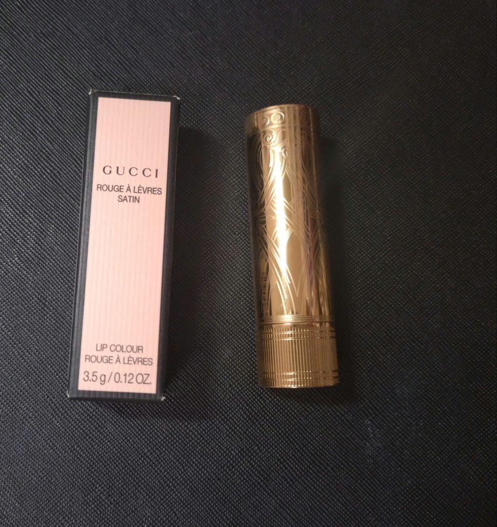 GUCCI ファンデーション クッションファンデ リップ