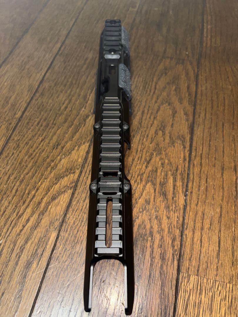 次世代mp5 UTGタイプハンドガード