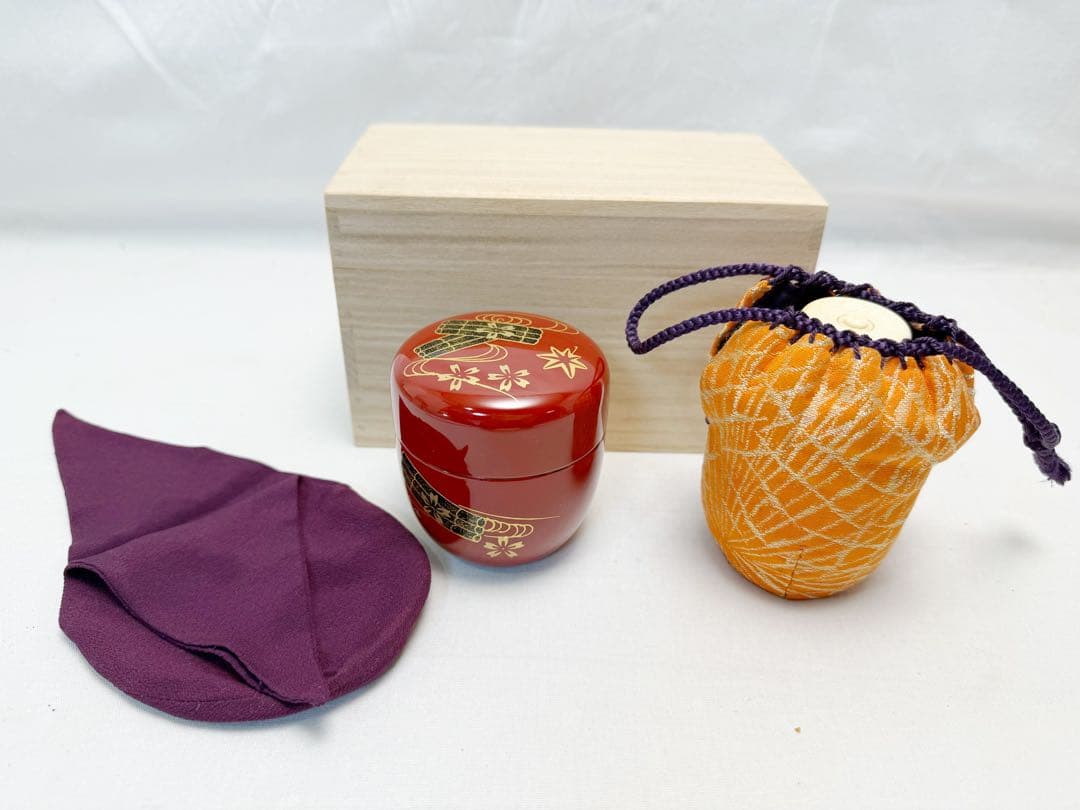 未使用 茶道具 桐木地 茶通箱 木製朱塗 金彩蒔絵棗 大津袋 桶谷定一 茶入仕覆